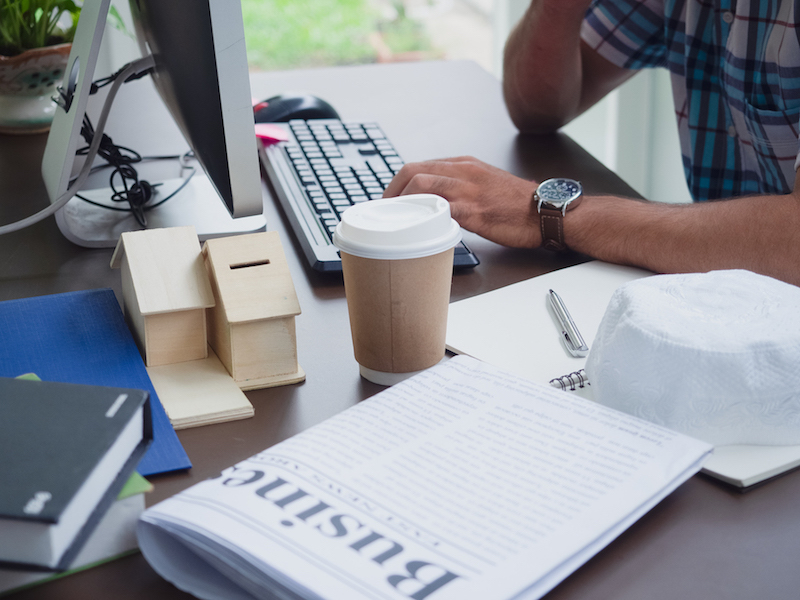 Créez et imprimez votre propre journal d’entreprise - Happiedays